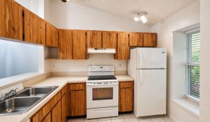 04 3962 la costa kitchen